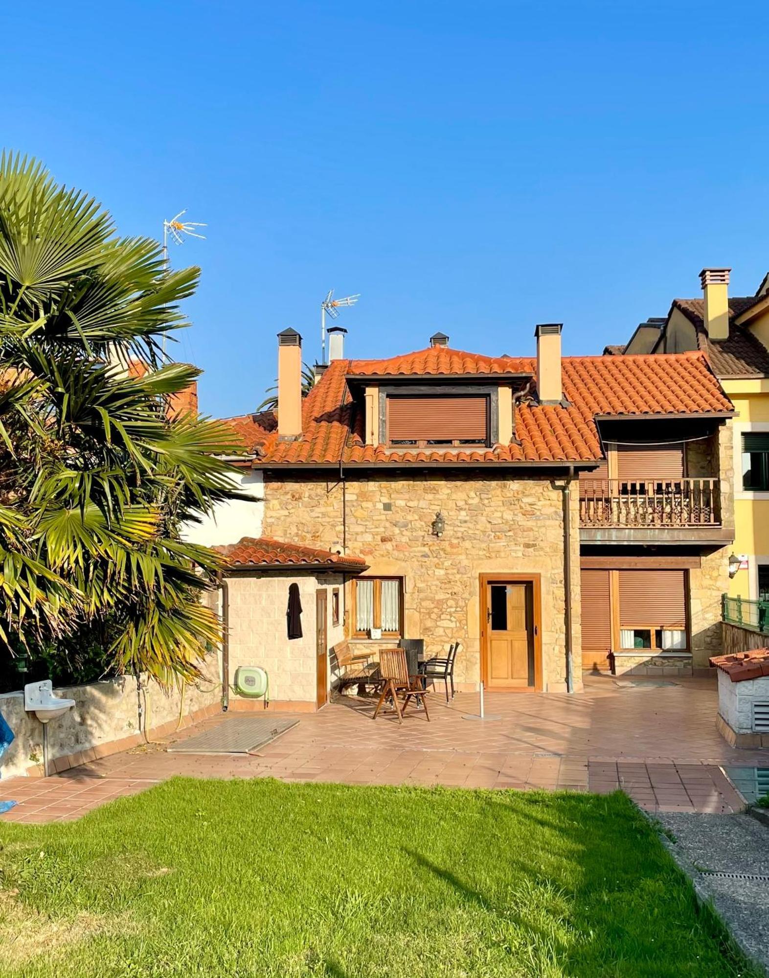 La Santina Y Su Jardin Διαμέρισμα Αβιλές Εξωτερικό φωτογραφία