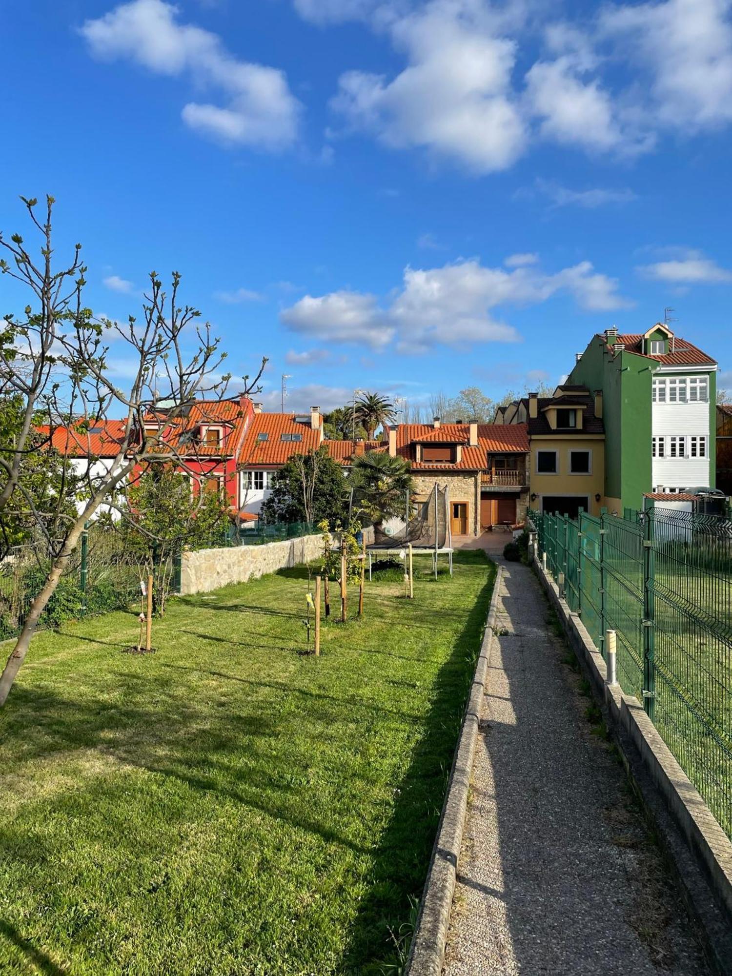 La Santina Y Su Jardin Διαμέρισμα Αβιλές Εξωτερικό φωτογραφία